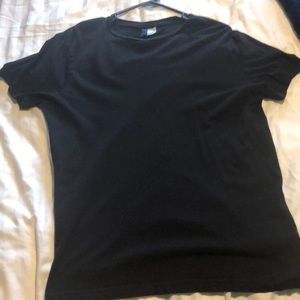 Divided men’s size large black tee